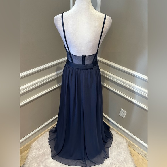 White Vera Wang Navy Women's Spaghetti Strap Long formal designer evening gown - Picture 7 of 16